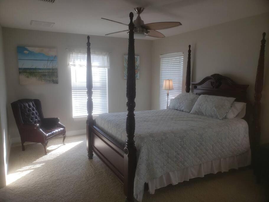 4Br Private Dock, Warm Spring Canal, Kayaks, Canoe Hudson Εξωτερικό φωτογραφία